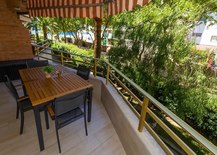 Nagore Planet Costa Dorada شقة كامبريلس