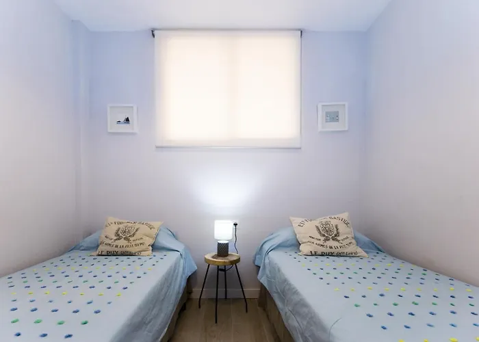 Nagore Planet Costa Dorada شقة كامبريلس
