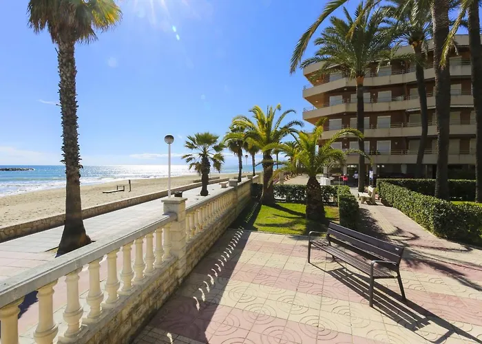 Nagore Planet Costa Dorada كامبريلس